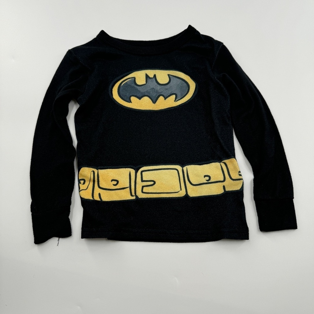 Batman Kids Lightweight Pajama Set | Long Sleeve & Long Pants | Size 5T - Picture 2 of 6